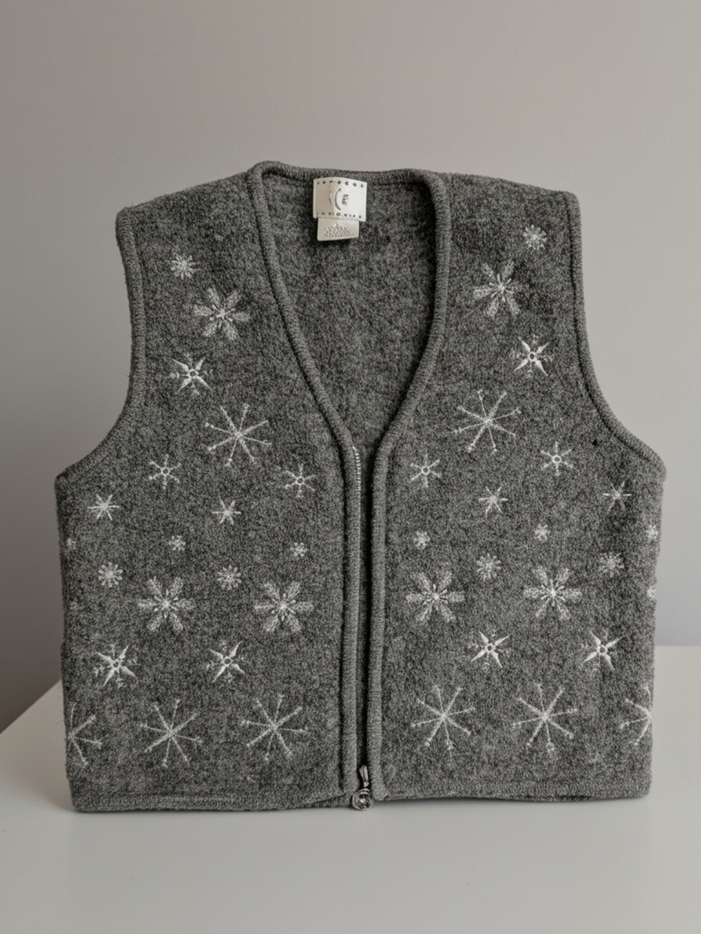 VGVC Vintage iCE 100% Boiled Wool Snowflake Sweater Vest Gray Zip Up Womens M/L